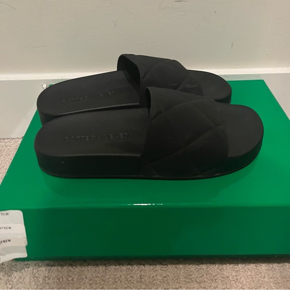 Bottega Veneta Black Sandals - Picture 5 of 16